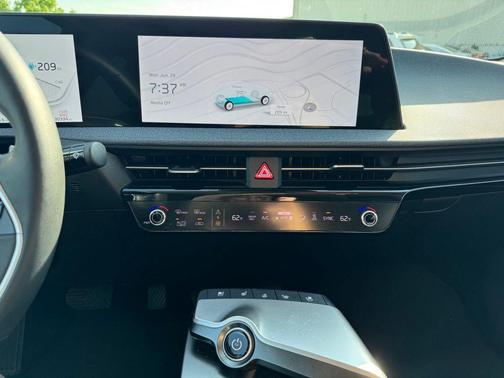 Steel Gray 2022 Kia EV6 Wind