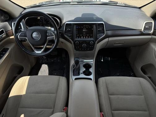 2016 Jeep Grand Cherokee Laredo