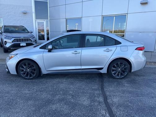 2025 Toyota Corolla SE