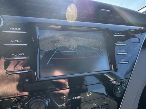 2018 Toyota Camry Hybrid LE