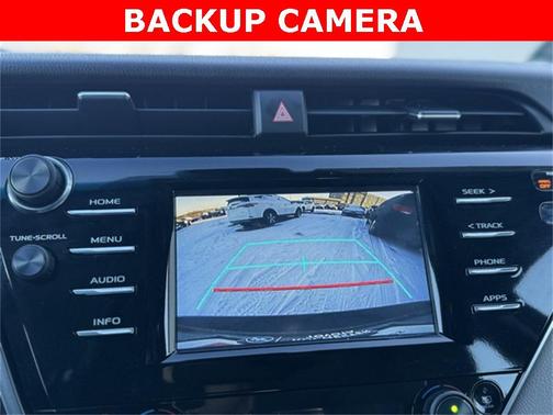 2018 Toyota Camry Hybrid LE