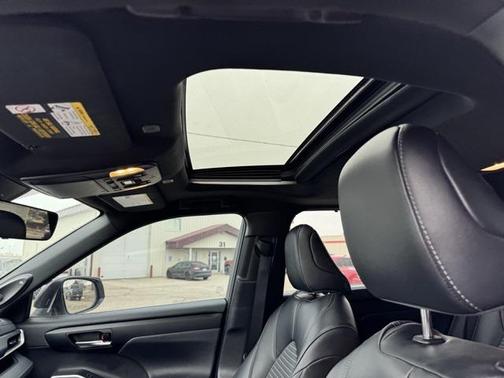 2023 Toyota Highlander XSE