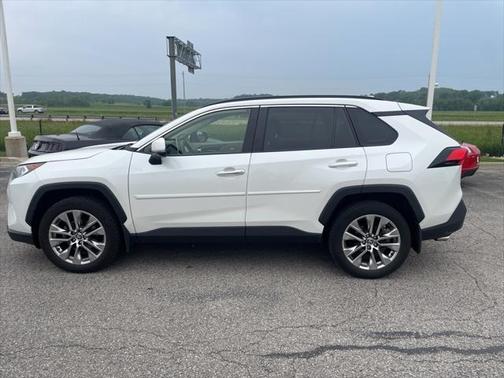 2020 Toyota RAV4 Limited