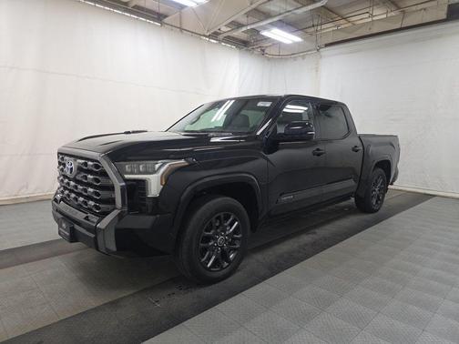 2023 Toyota Tundra Hybrid Platinum