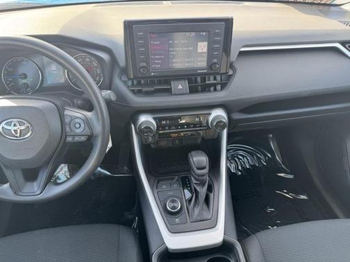 2020 Toyota RAV4 Hybrid LE