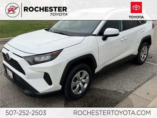 2020 Toyota RAV4 LE