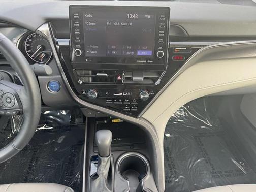 2024 Toyota Camry Hybrid SE