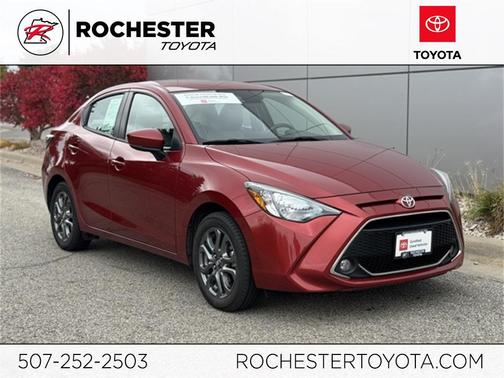 2019 Toyota Yaris Sedan LE