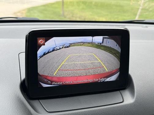 2019 Toyota Yaris Sedan LE