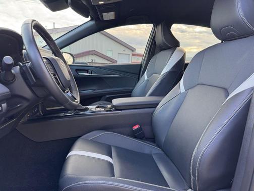 Ocean Gem 2025 Toyota Camry SE