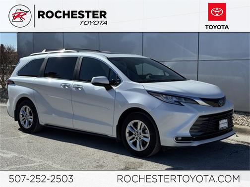 2025 Toyota Sienna Limited