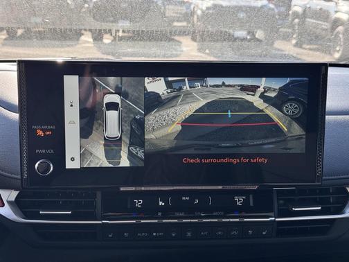 2025 Toyota Sienna Platinum