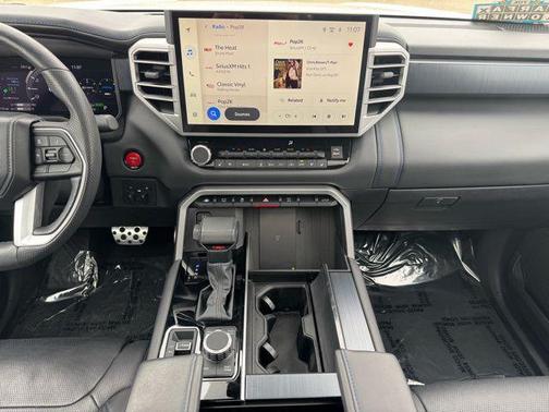 2025 Toyota Tundra Hybrid Platinum