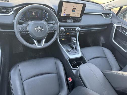 2023 Toyota RAV4 Hybrid XLE Premium