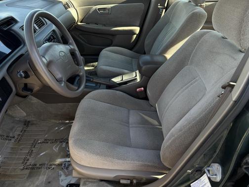 2001 Toyota Camry LE