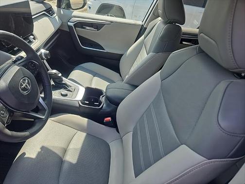 2023 Toyota RAV4 Limited