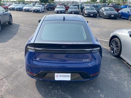 2025 Toyota Prius L