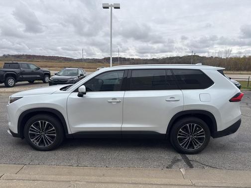 2024 Toyota Grand Highlander Platinum