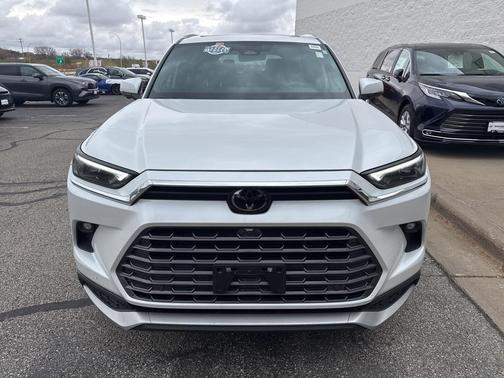2024 Toyota Grand Highlander Platinum
