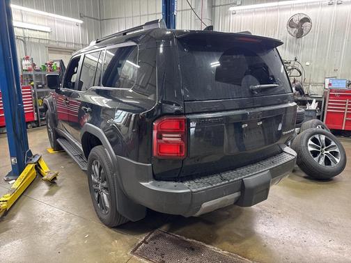 2025 Toyota Land Cruiser Base