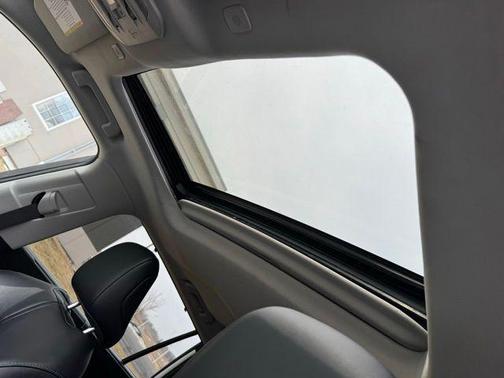 Wind Chill Pearl 2023 Toyota Highlander XLE