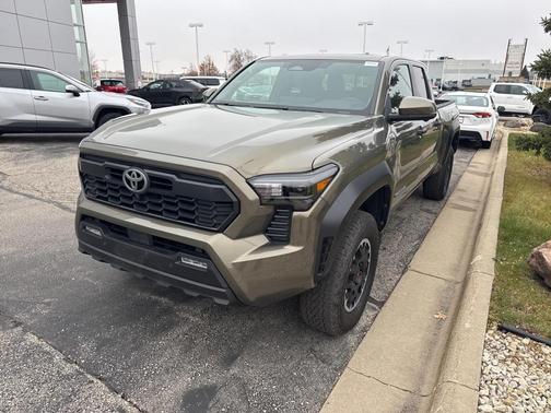 2024 Toyota Tacoma TRD Off-Road