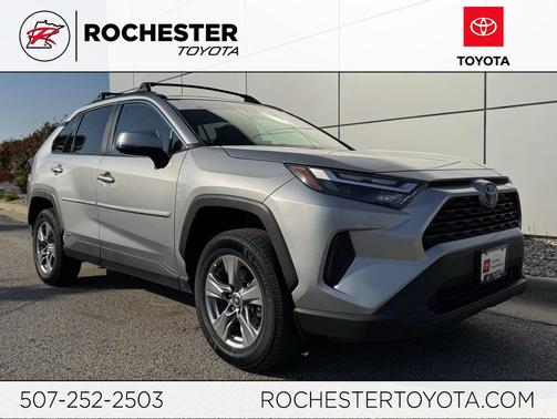 2022 Toyota RAV4 Hybrid XLE