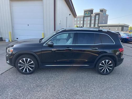 2023 Mercedes-Benz GLB 250 4MATIC