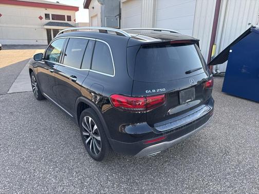 2023 Mercedes-Benz GLB 250 4MATIC