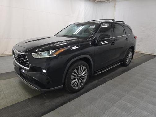 2022 Toyota Highlander Platinum