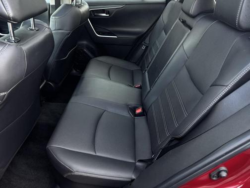 2022 Toyota RAV4 Hybrid Limited