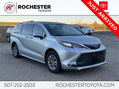 2021 Toyota Sienna XLE 7 Passenger