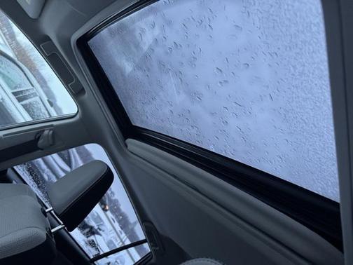 2017 Toyota RAV4 Hybrid XLE