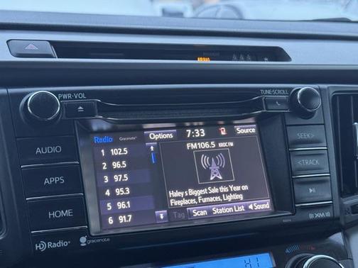 2017 Toyota RAV4 Hybrid XLE