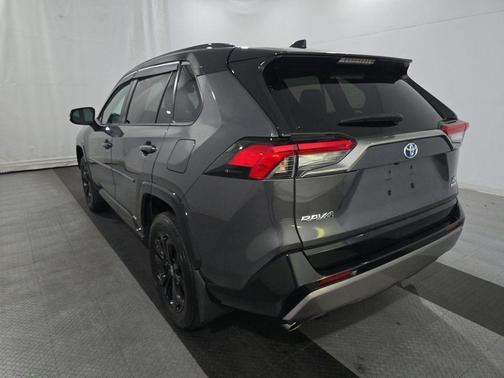 2023 Toyota RAV4 Hybrid SE