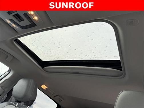 2023 Toyota Sienna XLE 8 Passenger
