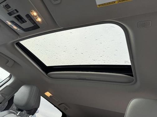 2023 Toyota Sienna XLE 8 Passenger