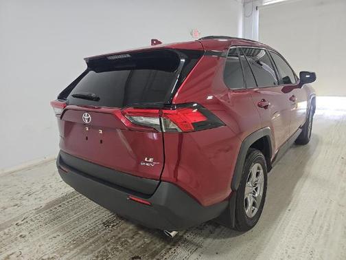 2025 Toyota RAV4 Hybrid LE