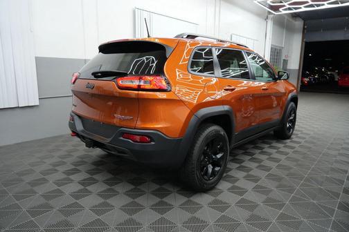 2016 Jeep Cherokee Sport