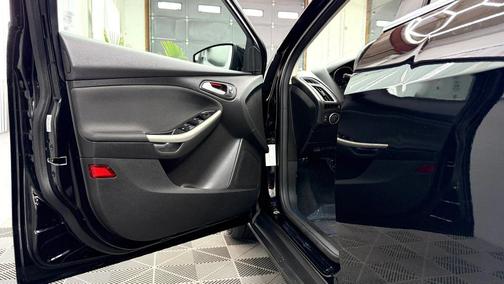 2017 Ford Focus Titanium