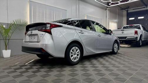 2022 Toyota Prius L