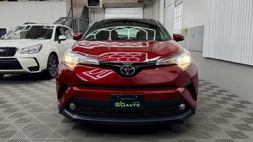 2018 Toyota C-HR XLE Sport Utility 4D