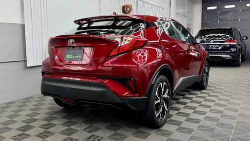 2018 Toyota C-HR XLE Sport Utility 4D