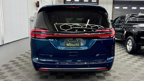 Fathom Blue Pearlcoat 2023 Chrysler Pacifica Hybrid Limited