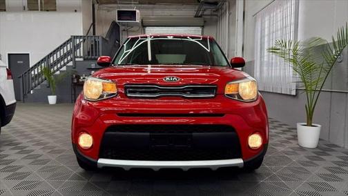 2017 Kia Soul +