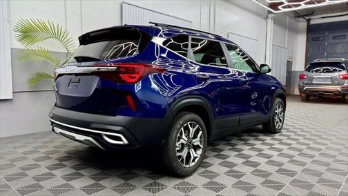 2023 Kia Seltos EX