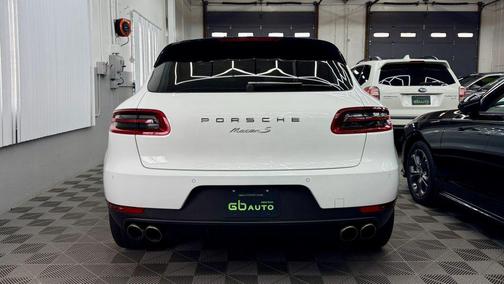 2018 Porsche Macan S