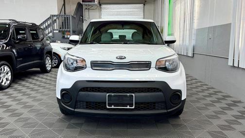 2017 Kia Soul Base