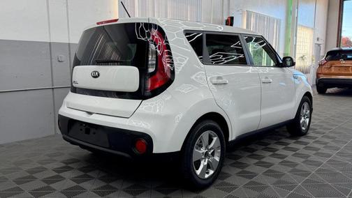 2017 Kia Soul Base