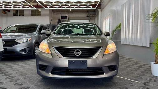 2014 Nissan Versa 1.6 SV